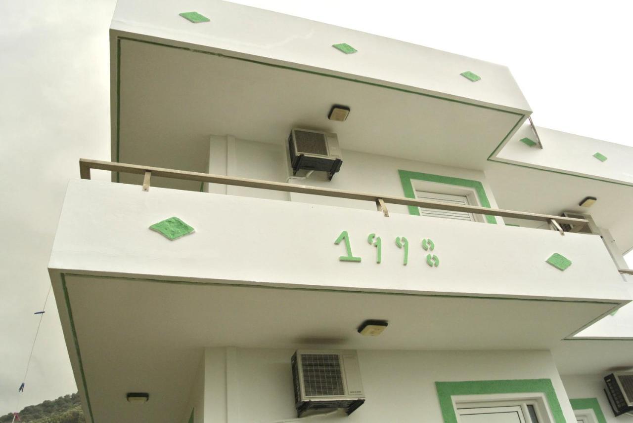 Kleanthis Apartments Rodhákinon Luaran gambar
